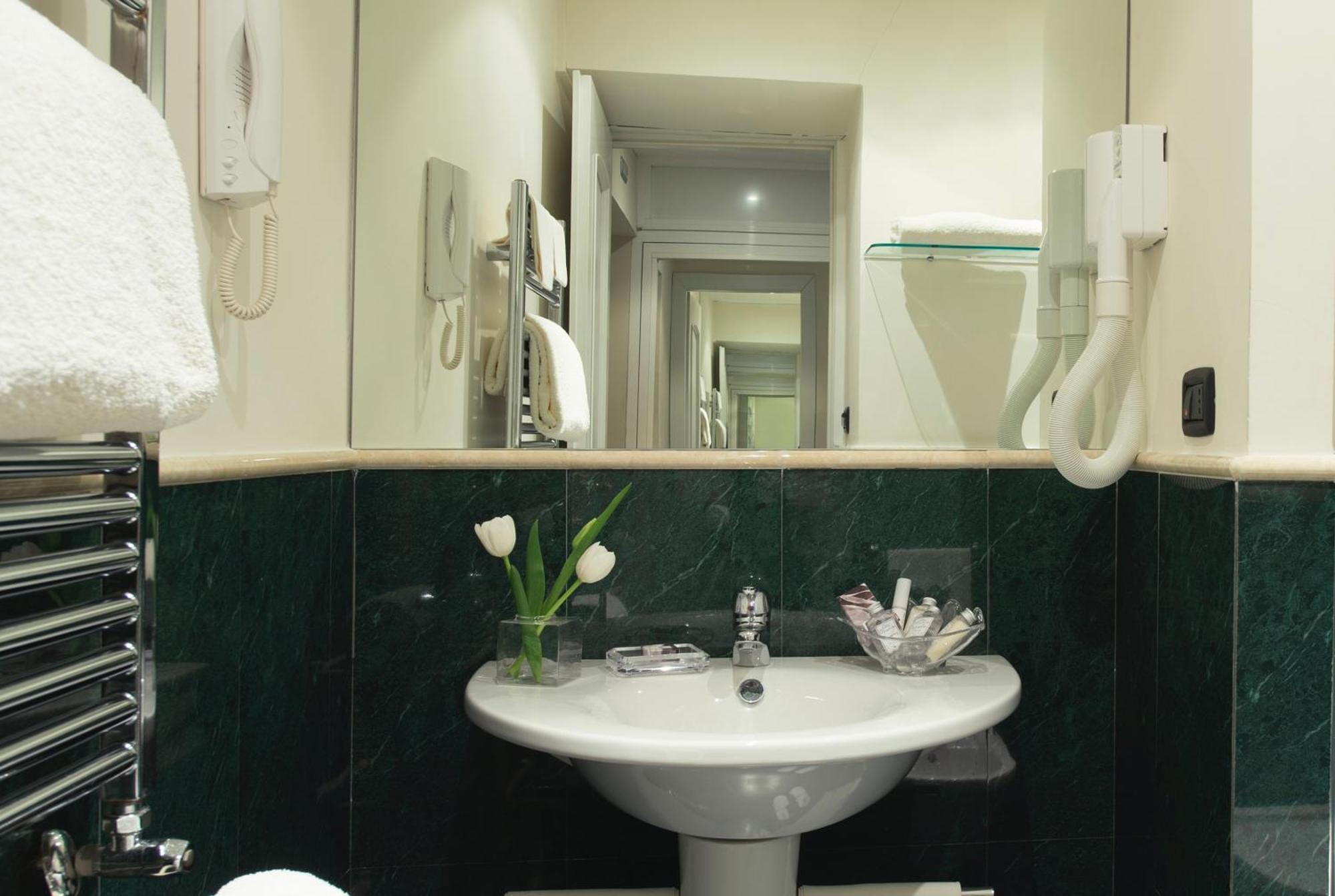 Hotel Gregoriana Roma Quarto foto